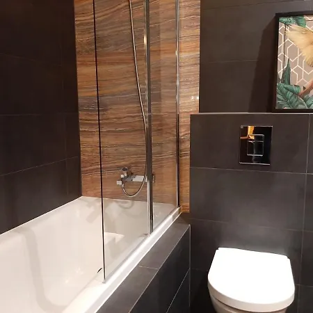 Apartamento Apartament Pan Tadeusz Zabłockiego Bażantów